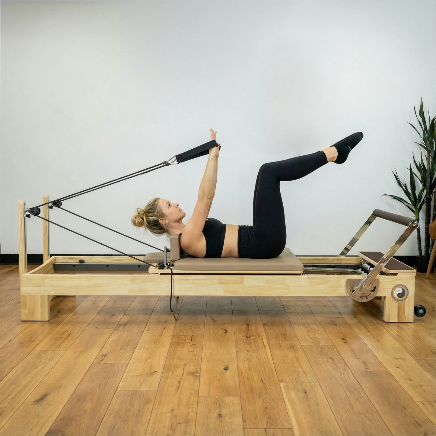 Nano Pro Lite Pilates Reformer - RE002