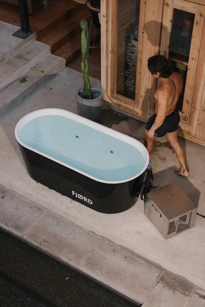 FjØRD Lux Cold Plunge